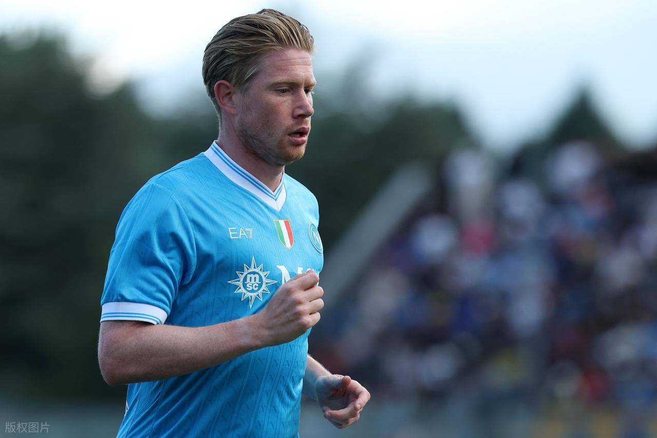 [图]周跃龙6-4胜奥沙利文 晋级斯诺克英锦赛16强