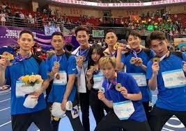 哈登生涯3次单场10+三分，与拉文和JR并列历史第四位